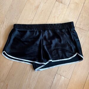 Women’s small Victoria’s Secret polyester sleep shorts